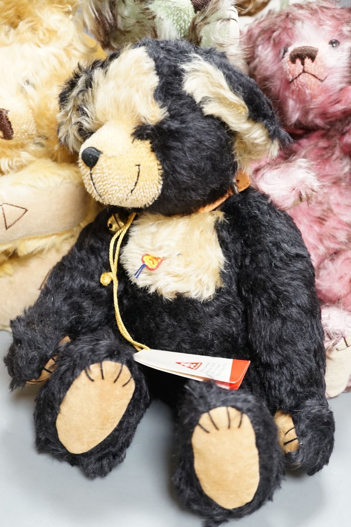 Five Pam Howells bears and one Clement bear